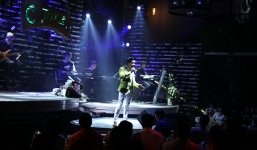 Ca sĩ dân tộc Tày Mai Trần Lâm: Từ anh công nhân lương 700.000 đến vua phòng trà đất Bắc