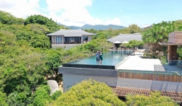 Cường đô la đưa Đàm Thu Trang đi nghỉ dưỡng ở resort 6 sao đầu tiên ở Việt Nam