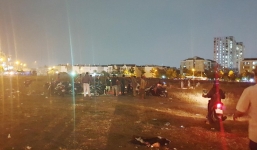 Đôi nam nữ tự thiêu giữa bãi đất trống tại Sài Gòn