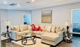 Lệ Quyên bất ngờ hé lộ thêm về căn biệt thự bên Mỹ