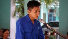 Lợi dụng sơ hở, nam nhân viên trộm loạt iphone của bà chủ