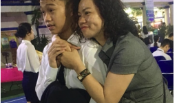 Mới hết cấp 2, con trai cố nhạc sĩ Trần Lập đã cao lớn vượt trội