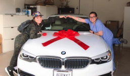 Phi Nhung hạnh phúc khoe con gái ruột tặng xe hơi tiền tỷ