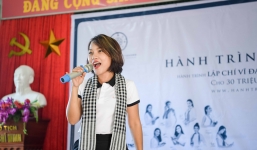 Nữ ca sĩ Hà Thành vượt sóng ra đảo tham gia sự kiện của ông Đặng Lê Nguyên Vũ