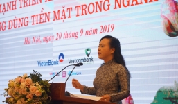 Bộ trưởng bộ Y tế: Thanh toán không dùng tiền mặt trong khám chữa bệnh còn nhiều khó khăn