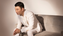 Khắc Việt làm liveshow miễn phí cho sinh viên nhân kỷ niệm 10 năm ca hát