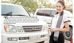 Dàn người đẹp nói gì khi tham gia hành trình tặng sách tỷ đô của ông Đặng Lê Nguyên Vũ?