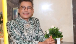 Mặc vợ cũ liên tục 'bóc phốt', Thanh Bạch thay đổi diện mạo đi sự kiện