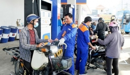 Tin tức giá xăng dầu 24h mới nhất, nóng nhất hôm nay ngày 4/11/2019