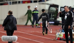 Trợ lý HLV Thái Lan xin lỗi sau sự cố với HLV Park Hang Seo