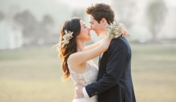 Hoàng Oanh tung bộ ảnh cưới đẹp mê hồn với ông xã ngoại quốc