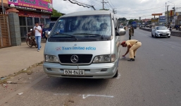 Xe đưa rước làm rơi hai học sinh tại Đồng Nai đã hết hạn kiểm định