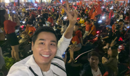 Nguyên Khang đi bão ăn mừng chiến thắng đội tuyển Việt Nam