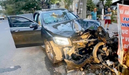 Khởi tố, bắt tạm giam tài xế tông 2 người thương vong gần sân bay Tân Sơn Nhất