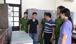 Vụ bé trai 3 tuổi bị ác nhân nhốt vào tủ cấp đông ở Hà Nam: Nghẹt thở quá trình giải cứu