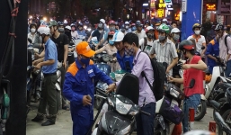 Giá xăng hôm nay giảm mạnh xuống hơn 21.000 đồng/lít