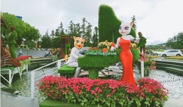 Tết Quý Mão 2023: Dàn linh vật mèo mừng xuân đã tề tựu đông đủ, cùng rủ nhau đọ độ dễ thương