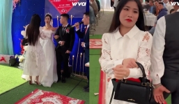 Cô dâu òa khóc khi nhận món quà bất ngờ trong ngày trọng đại, dân tình xem clip mà xúc động lây