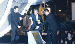 Clip Thư Kỳ gặp sự cố tại sự kiện thu hút 8 triệu lượt xem, dân tình bàn tán không ngừng