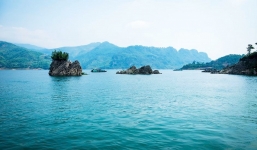 Nghỉ lễ 30/4: Gợi ý 5 địa điểm vui chơi lý tưởng ở gần Hà Nội, vừa tiện di chuyển lại vừa tiết kiệm chi phí