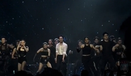 Chủ tịch ngân hàng vừa giàu vừa giỏi còn đẹp trai gây sốt khi hát hit Hồ Ngọc Hà