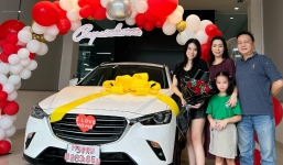 Con gái Trịnh Kim Chi 20 tuổi được mẹ tậu xe sang, nhan sắc khiến nhiều người chú ý 