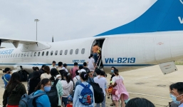 Tăng cường giám sát, xử lý nghiêm hành khách không chấp hành an toàn hàng không 