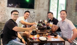 Hồng Đăng cười tươi như hoa giữa lùm xùm, thẳng mặt nhắn gửi 1 điều đến Mạnh Trường 