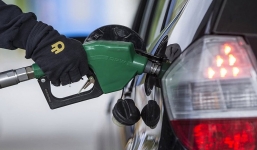 3  lý do khiến xe vừa đổ xăng đã vội hết khi di chuyển ô tô trong thành phố 