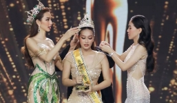 Vừa đăng quang Miss Grand, Hoa hậu Đoàn Thiên Ân đã có màn xin nghỉ việc chất như nước cất