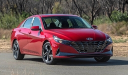 Ấn định ngày ra mắt Hyundai Elantra 2023: Loạt cải tiến đáng giá, gây áp lực Civic - Mazda3