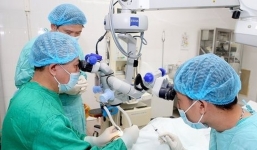 2 người mù lòa tìm lại ánh sáng nhờ giác mạc của người phụ nữ chết não