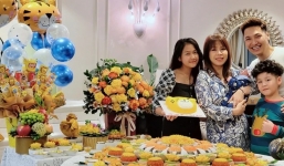 Vợ chồng diễn viên Mạnh Trường tổ chức đầy tháng cho con trai thứ 3