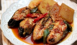 Cách làm món cá thu kho cay, ngon khó cưỡng cho ngày gió lạnh về