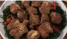 Cách làm món sườn chiên lá lốt ngon, dễ làm