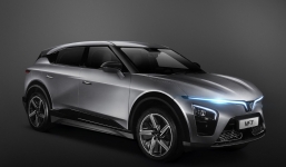 VF7: Mẫu xe điện dành cho gia đình của VinFast, giới truyền thông quốc tế đánh giá ra sao?