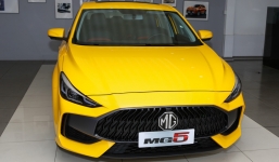 Mẫu xe là 'đối thủ' của Mazda 3 giảm 'rẻ ngang' KIA Morning: Thiết kế thời trang lại còn đẹp