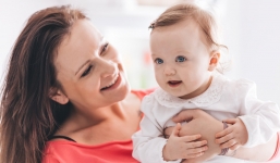 10 tiêu chí thuê bảo mẫu chăm trẻ được chuyên gia khuyên tham khảo ngay để tránh rủi ro