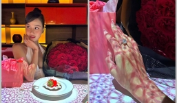 Người mẫu Hương Ly lên tiếng về nghi vấn được cầu hôn vì khoe nhẫn và hoa trong không gian lãng mạn