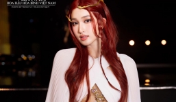 Á hậu Phương Nhi được khen đẹp như thiên thần với mái tóc đỏ rực nhưng sự thật lại gây ngỡ ngàng