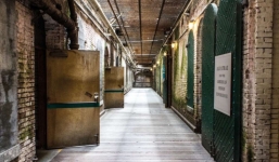 Nhà tù Alcatraz: Hòn đảo của những linh hồn quỷ ám bí ẩn nhất thế giới