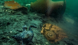 Phát hiện kho báu trong ngôi đền cổ bị thất lạc ở thành phố mất tích dưới đáy biển