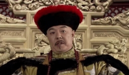 Thầy tướng số làm giàu bằng cách tâng bốc Càn Long, tiên đoán vận mệnh nhà Thanh kéo dài 800 năm và cái kết