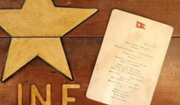 Thực đơn bữa tối hạng nhất của tàu Titanic được bán đấu giá khoảng 1,7 tỷ đồng