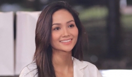 H'Hen Niê tiết lộ lý do vẫn dùng điện thoại đời cũ 'te tua, cọt kẹt' dù là hoa hậu nổi tiếng