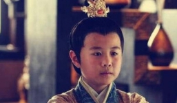 Vị hoàng tử khốn khổ nhất lịch sử bị giam lỏng từ năm 2 tuổi, sống cuộc đời bị giam cầm 55 năm