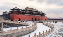 Thời xưa không có lò sưởi, hoàng đế sống trong Tử Cấm Thành làm gì để có thể tránh được cái lạnh?