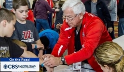 Người đàn ông sống cả đời tằn tiện, không dùng điện thoại, để lại 13 triệu USD cho tổ chức từ thiện