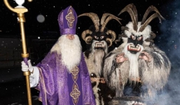 Krampus: Quái vật núi Alps khiến trẻ em khiếp sợ vào dịp Giáng sinh