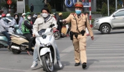 Phạt đến 5 triệu đồng đối với tài xế không nhường đường trong trường hợp này?